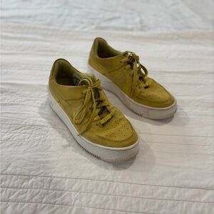 Women’s Nike Air Force 1